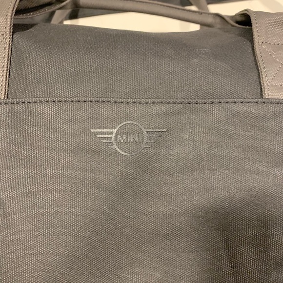Set of Mini Cooper weekend travel bags - Picture 5 of 7